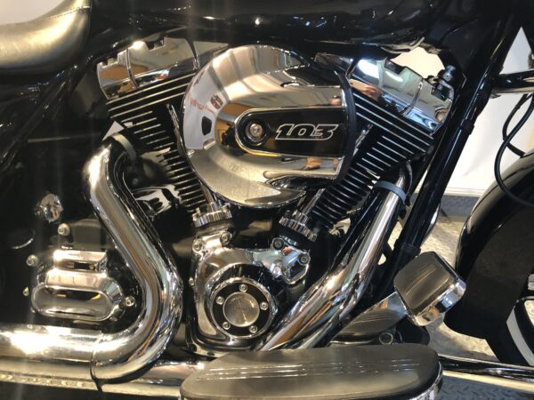 Harley Davidson Street Glide Special 103 - immagine 10