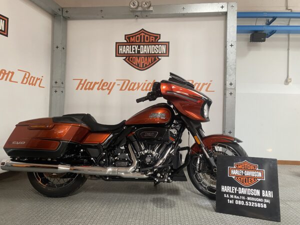 FLHXSE Street Glide CVO