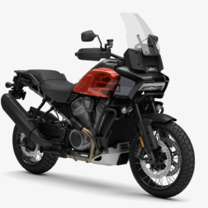 Moto da turismo rossa e nera, vista frontale.