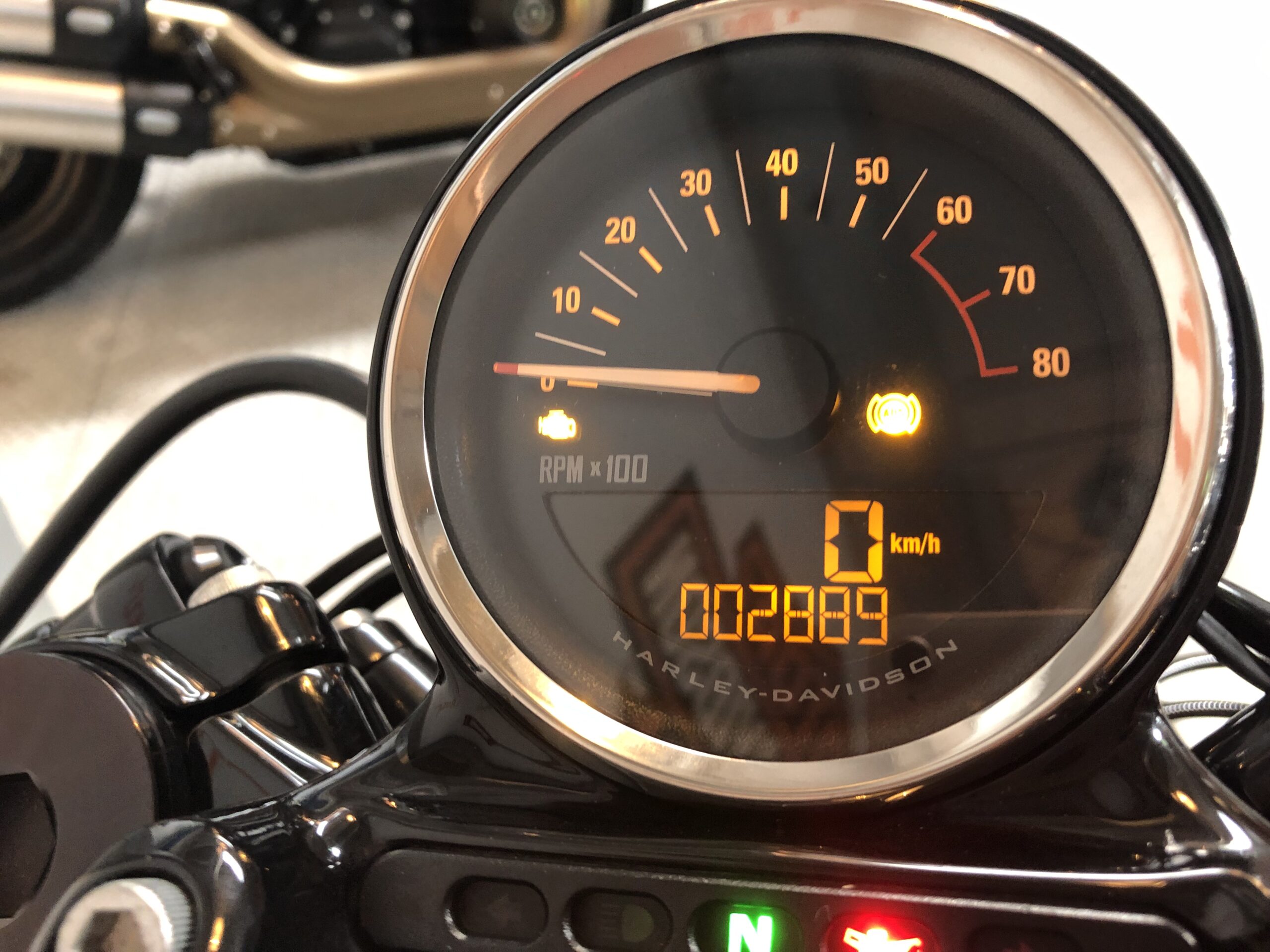 Harley-Davidson 1200 Roadster XL1200CX - immagine 5